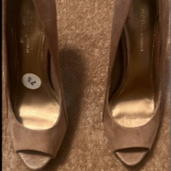 BCBG Peep Toe Tan Suede Heels - Picture 4 of 9